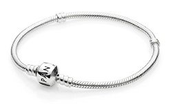 Silver bangle with clasp